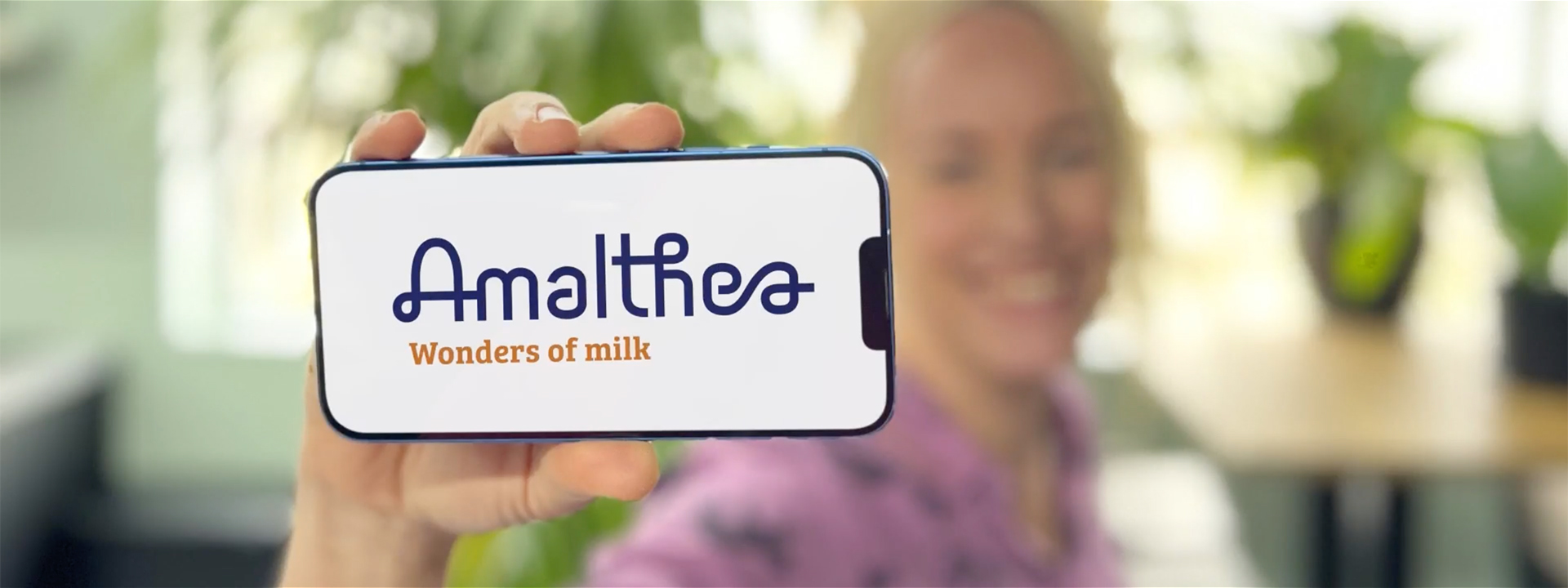 Amalthea logo op mobiel